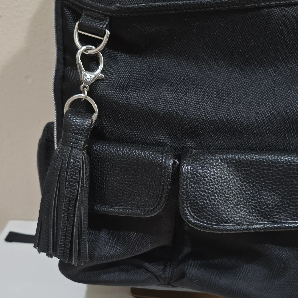Itzy Ritzy Black Diaper Backpack with Tassel Charm 🖤🖤